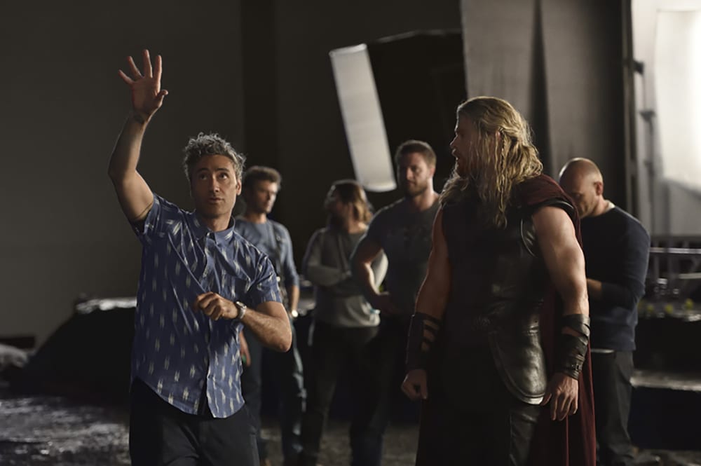 Marvel revela sinopse e imagem dos bastidores de Thor: Ragnarok