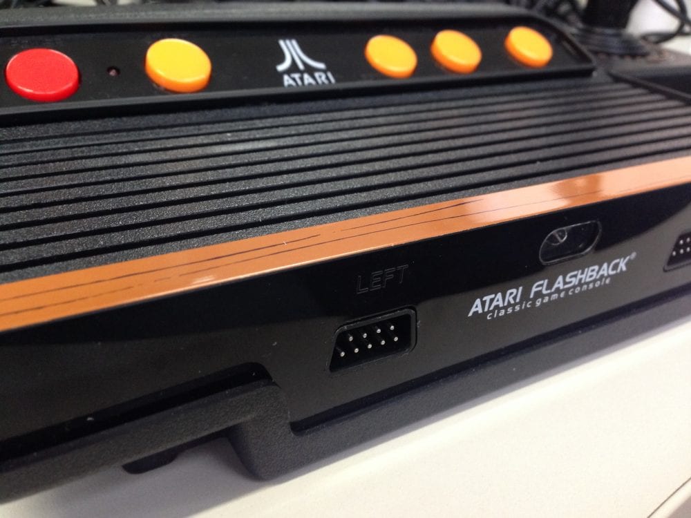 Tectoy lança Atari Flashback 7, baseado no icônico Atari 2600