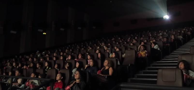 Paris Filmes | Alunos e docentes da Rede Pública conferem o filme Extraordinário!
