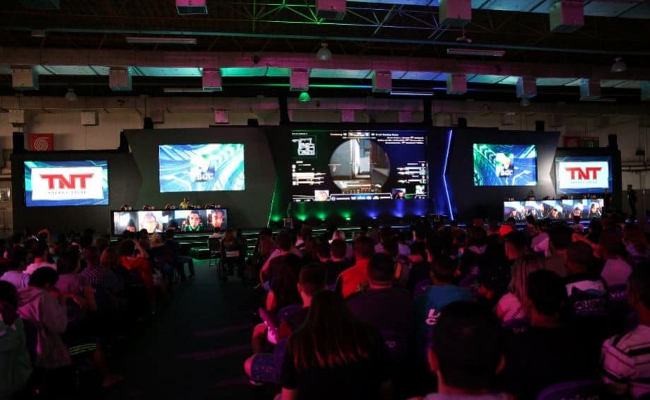 Brasil Game Show anuncia campeonatos masculino e feminino de Counter Strike: Global Offensive (CS:GO)