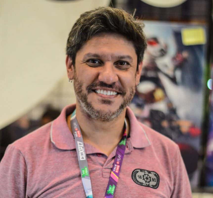 Ivan Reis, artista exclusivo da DC Comics, confirma presença na CCXP18