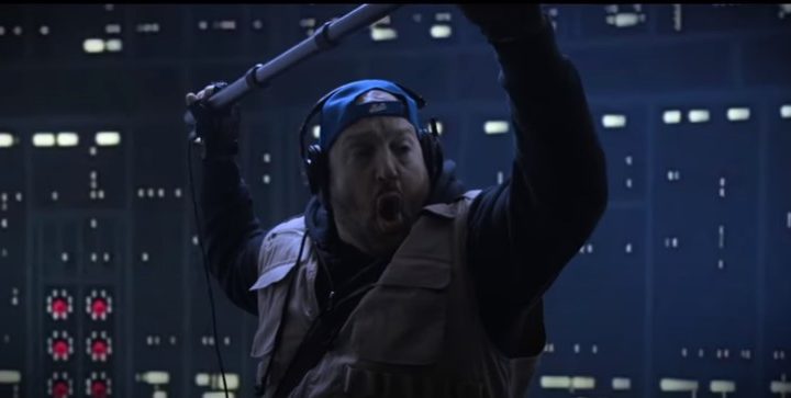 O “técnico de som” Kevin James participa de cenas icônicas do cinema