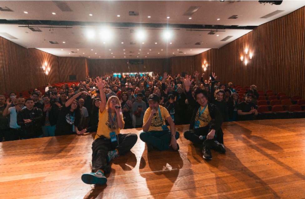 Inspirado no Comiket japonês, Comic Market Brasil 2026 homenageia Ely Barbosa e fortalece a cena nacional